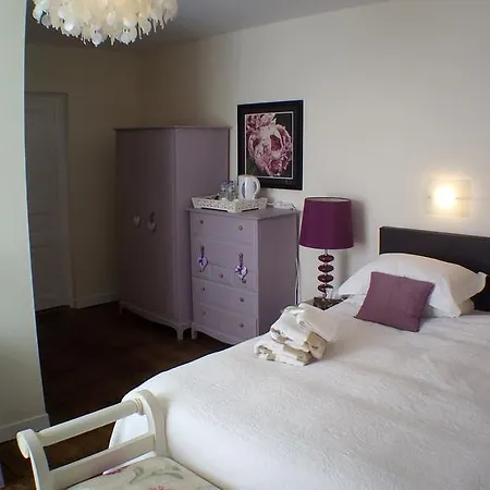 The Lavender House فندق مبيت وإفطار Montembœuf