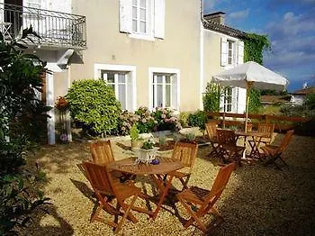 The Lavender House فندق مبيت وإفطار Montembœuf